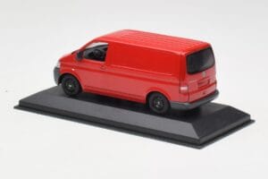Volkswagen T5 Φορτηγό Παράδοσης Κόκκινο & Μαύρες Ζάντες Minichamps 1:43 400052260-B Μέταλλο - εικόνα 3 από 4