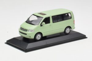 Volkswagen T5 Multivan California Λαχανί Dealer Minichamps 1:43 400052201-D1 Μέταλλο - εικόνα 2 από 4