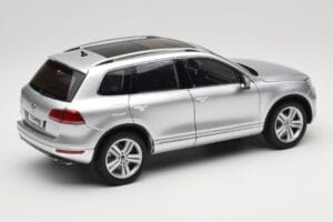 Volkswagen Touareg 7L Silver Metallic Kyosho 1:18 8821CS Μέταλλο - εικόνα 3 από 8