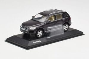 Volkswagen Touareg Γκρι Minichamps 1:43 TOUAREG001 Μέταλλο - εικόνα 2 από 4