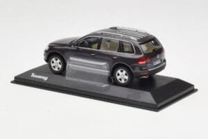 Volkswagen Touareg Γκρι Minichamps 1:43 TOUAREG001 Μέταλλο - εικόνα 3 από 4