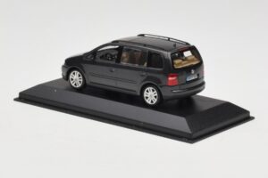 Volkswagen Touran 1T Σκούρο Πράσινο Minichamps 1:43 400052101 Μέταλλο - εικόνα 3 από 4