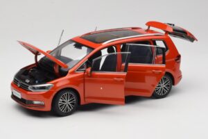 Volkswagen Touran 5T Πορτοκαλί Paudi Model 1:18 ZVE000003ORA Μέταλλο - εικόνα 2 από 8