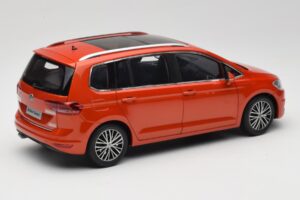 Volkswagen Touran 5T Πορτοκαλί Paudi Model 1:18 ZVE000003ORA Μέταλλο - εικόνα 3 από 8