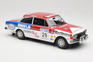 Volvo 142 #29 M. Alen / I. Kivimaki Rally 1000 Lakes 1973 MCG 1:18 MCG18528R Μέταλλο - εικόνα 4 από 6