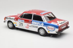 Volvo 142 #29 M. Alen / I. Kivimaki Rally 1000 Lakes 1973 MCG 1:18 MCG18528R Μέταλλο - εικόνα 5 από 6