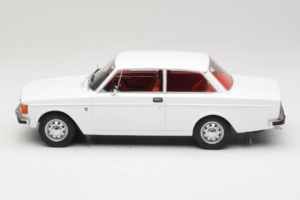 Volvo 142 Λευκό MCG 1:18 MCG18445 Μέταλλο - εικόνα 3 από 6