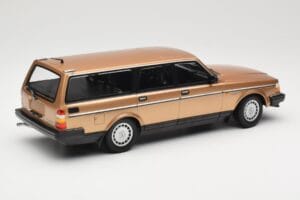 Volvo 240 GL Break Gold Metallic Minichamps 1:18 155171415 Μέταλλο - εικόνα 2 από 6