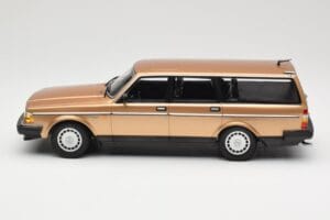 Volvo 240 GL Break Gold Metallic Minichamps 1:18 155171415 Μέταλλο - εικόνα 3 από 6