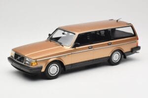 Volvo 240 GL Break Gold Metallic Minichamps 1:18 155171415 Μέταλλο