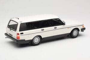 Volvo 240 GL Break Λευκό Minichamps 1:18 155171412 Μέταλλο - εικόνα 2 από 6