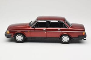 Volvo 240 GL Dark Red Metallic Minichamps 1:18 155171406 Μέταλλο - εικόνα 3 από 6