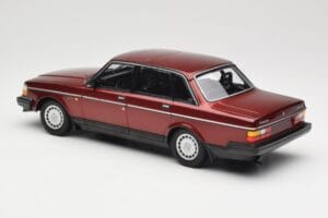 Volvo 240 GL Dark Red Metallic Minichamps 1:18 155171406 Μέταλλο - εικόνα 5 από 6