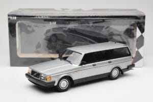 Volvo 240 GL Estate Ασημί Minichamps 1:18 155171416 Μέταλλο - εικόνα 6 από 6