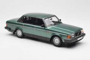 Volvo 240 GL Πράσινο Μεταλλικό Minichamps 1:18 155171400 Μέταλλο - εικόνα 4 από 6