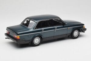 Volvo 240 GL Petrol Metallic Minichamps 1:18 155171407 Μέταλλο - εικόνα 2 από 6