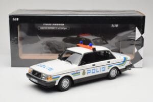 Volvo 240 GL Polis Sweden Minichamps 1:18 155171490 Μέταλλο - εικόνα 6 από 6