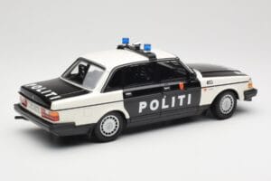 Volvo 240 GL Politi Norway Μαύρο Minichamps 1:18 155171496 Μέταλλο - εικόνα 2 από 6