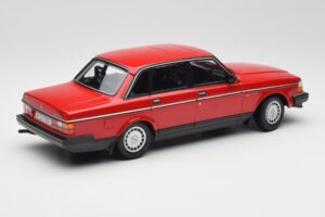 Volvo 240 GL Κόκκινο Minichamps 1:18 155171401 Μέταλλο - εικόνα 2 από 6