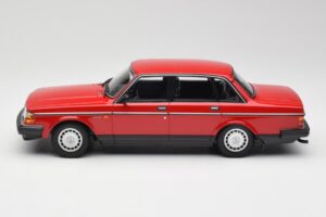 Volvo 240 GL Κόκκινο Minichamps 1:18 155171401 Μέταλλο - εικόνα 3 από 6