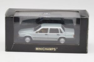 Volvo 240 GL Ασημί Μέταλλικ Minichamps 1:43 940171402 Μέταλλο - εικόνα 4 από 4