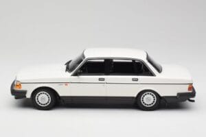 Volvo 240 GL Λευκό Minichamps 1:18 155171402 Μέταλλο - εικόνα 3 από 6
