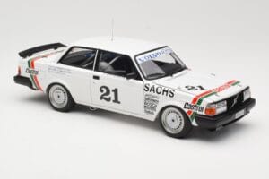 Volvo 240 Turbo #21 P. Stureson DTM Winner Wunstorf 1985 AUTOart 1:18 88592 Μέταλλο - εικόνα 6 από 8