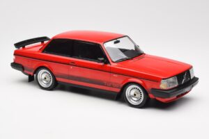 Volvo 240 Turbo Κόκκινο Custom IXO 1:18 18CMC177 Μέταλλο - εικόνα 4 από 5