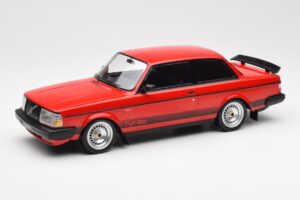 Volvo 240 Turbo Κόκκινο Custom IXO 1:18 18CMC177 Μέταλλο
