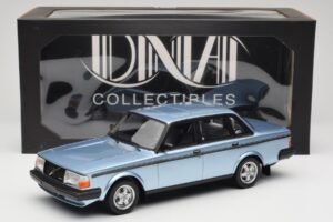 Volvo 244 Turbo Ανοιχτό Μπλε DNA 1:18 DNA000135 Μέταλλο - εικόνα 6 από 6