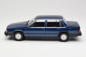 Volvo 740 GL Dark Blue Metallic Minichamps 1:18 155171701 Μέταλλο - εικόνα 3 από 6
