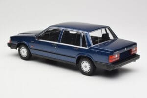 Volvo 740 GL Dark Blue Metallic Minichamps 1:18 155171701 Μέταλλο - εικόνα 5 από 6