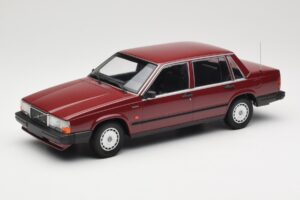 Volvo 740 GL Κόκκινο Minichamps 1:18 155171704 Μέταλλο