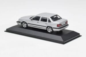 Volvo 850 Ασημί Minichamps 1:43 430171402 Μέταλλο - εικόνα 3 από 4