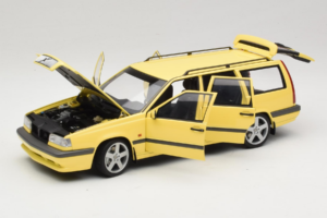 Volvo 850 T-5R Break Cream Yellow AUTOart 1:18 79506 Μέταλλο - εικόνα 2 από 8