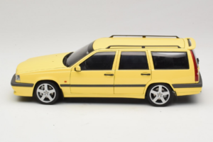 Volvo 850 T-5R Break Cream Yellow AUTOart 1:18 79506 Μέταλλο - εικόνα 4 από 8