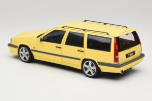 Volvo 850 T-5R Break Cream Yellow AUTOart 1:18 79506 Μέταλλο - εικόνα 7 από 8