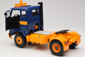 Volvo F88 Σκούρο Μπλε Κίτρινο MCG 1:18 MCG18140 Μέταλλο - εικόνα 5 από 8