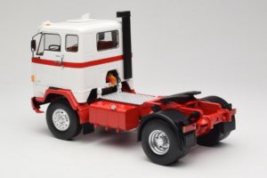 Volvo F88 Λευκό Κόκκινο MCG 1:18 MCG18141 Μέταλλο - εικόνα 7 από 8