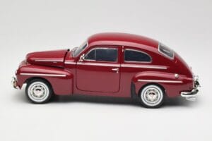 Volvo PV544 Cherry Red Revell 1:18 08887 Μέταλλο - εικόνα 4 από 8
