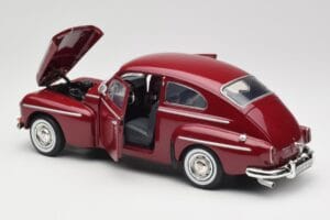 Volvo PV544 Cherry Red Revell 1:18 08887 Μέταλλο - εικόνα 5 από 8