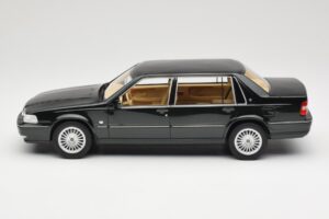 Volvo S90 Royal Green DNA 1:18 DNA000090 Μέταλλο - εικόνα 3 από 6