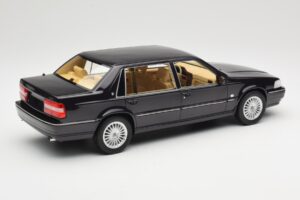 Volvo S90 Royal Violet DNA 1:18 DNA000089 Μέταλλο - εικόνα 2 από 6