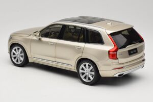 Volvo XC90 Luminous Sand Yellow Paudi Model 1:18 9430841 Μέταλλο - εικόνα 7 από 8