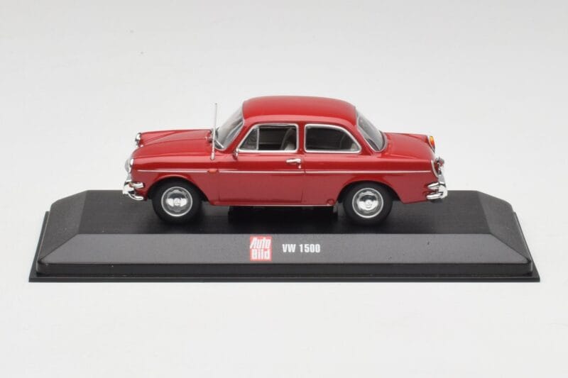 Volkswagen 1500 Ruby Κόκκινο Minichamps 1:43 VW001 Μέταλλο