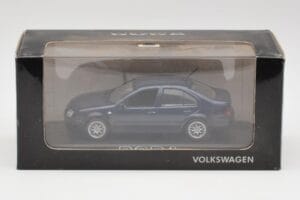 Volkswagen Bora Ocean Μπλε Minichamps 1:43 8198223B Μέταλλο - εικόνα 4 από 4