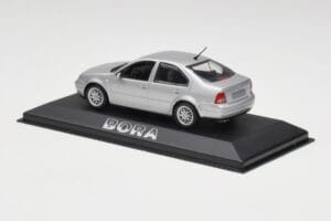 Volkswagen Bora Reflex Ασημί Minichamps 1:43 81982223S Μέταλλο - εικόνα 3 από 4