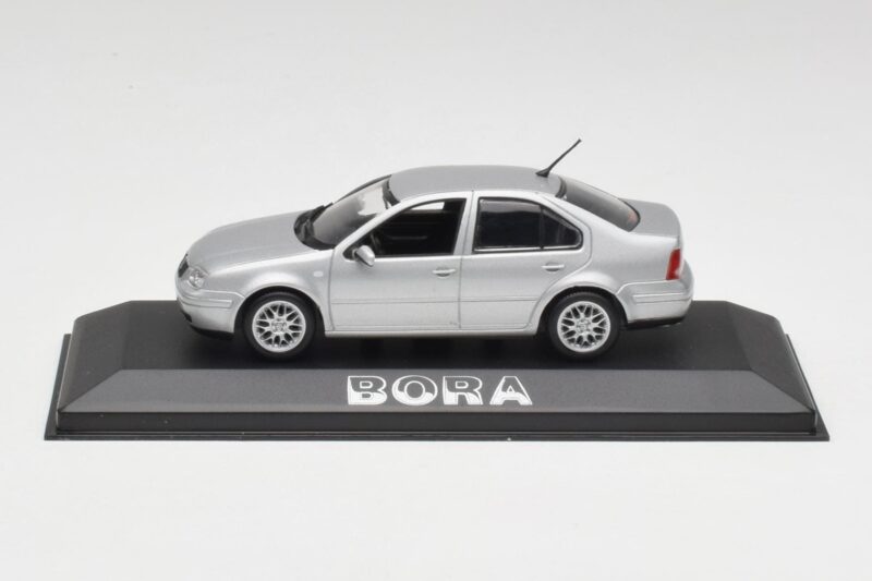 Volkswagen Bora Reflex Ασημί Minichamps 1:43 81982223S Μέταλλο