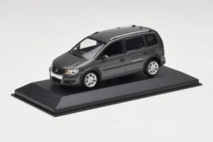 Volkswagen Cross Touran Platinum Γκρι Minichamps 1:43 400056170 Μέταλλο - εικόνα 2 από 4