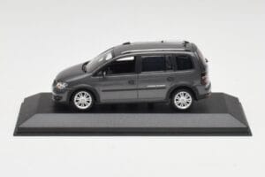 Volkswagen Cross Touran Platinum Γκρι Minichamps 1:43 400056170 Μέταλλο